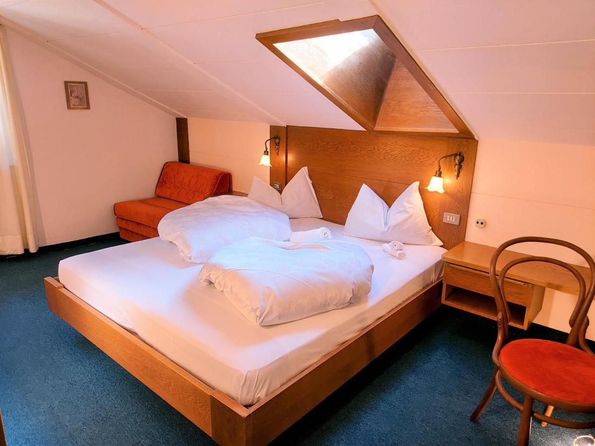 Schuster Hotel Gossensass