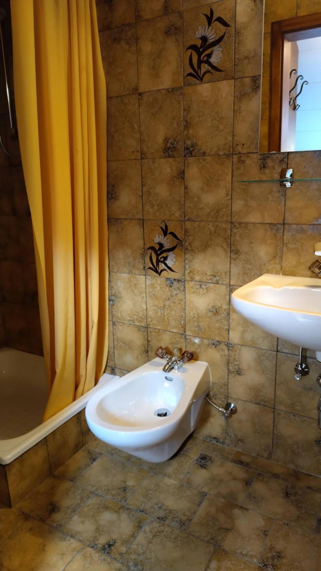 Schuster Hotel 3*